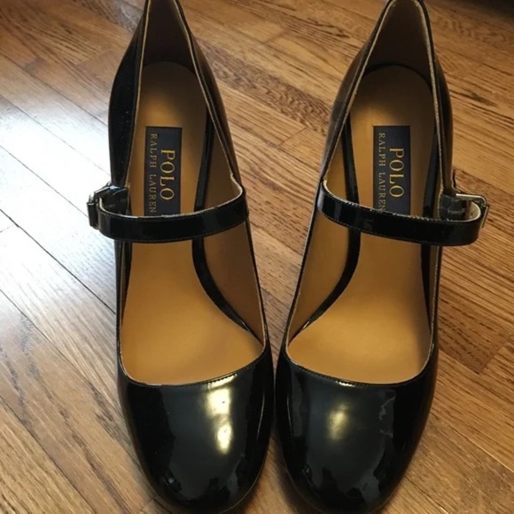 Polo by Ralph Lauren Black Patent Mary Jane Heels 39B